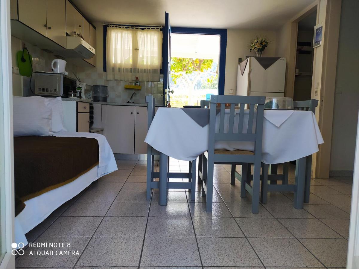 Sea Waves Apartments 네아 에피다브로스 외부 사진