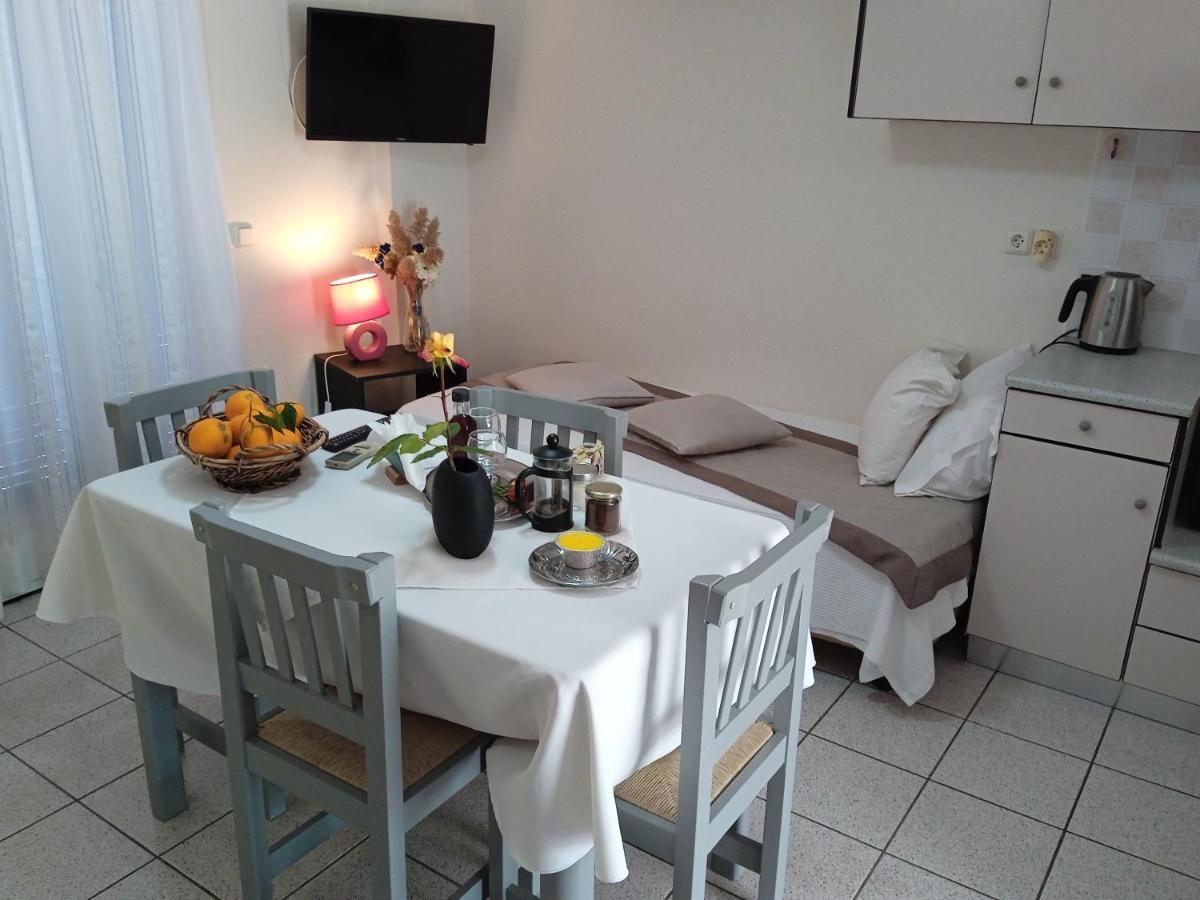 Sea Waves Apartments 네아 에피다브로스 외부 사진